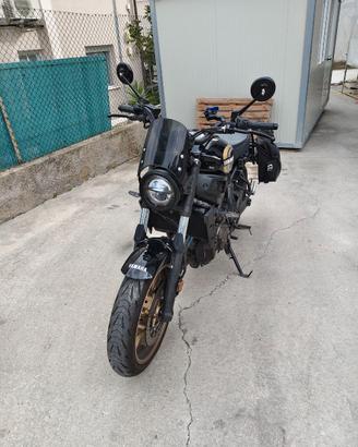 Yamaha XSR 700 come nuova
