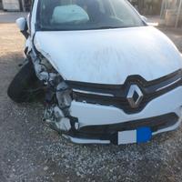 DISPONIBILI RICAMBI RENAULT CLIO 