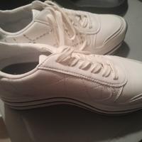 Sneakers donna Bata