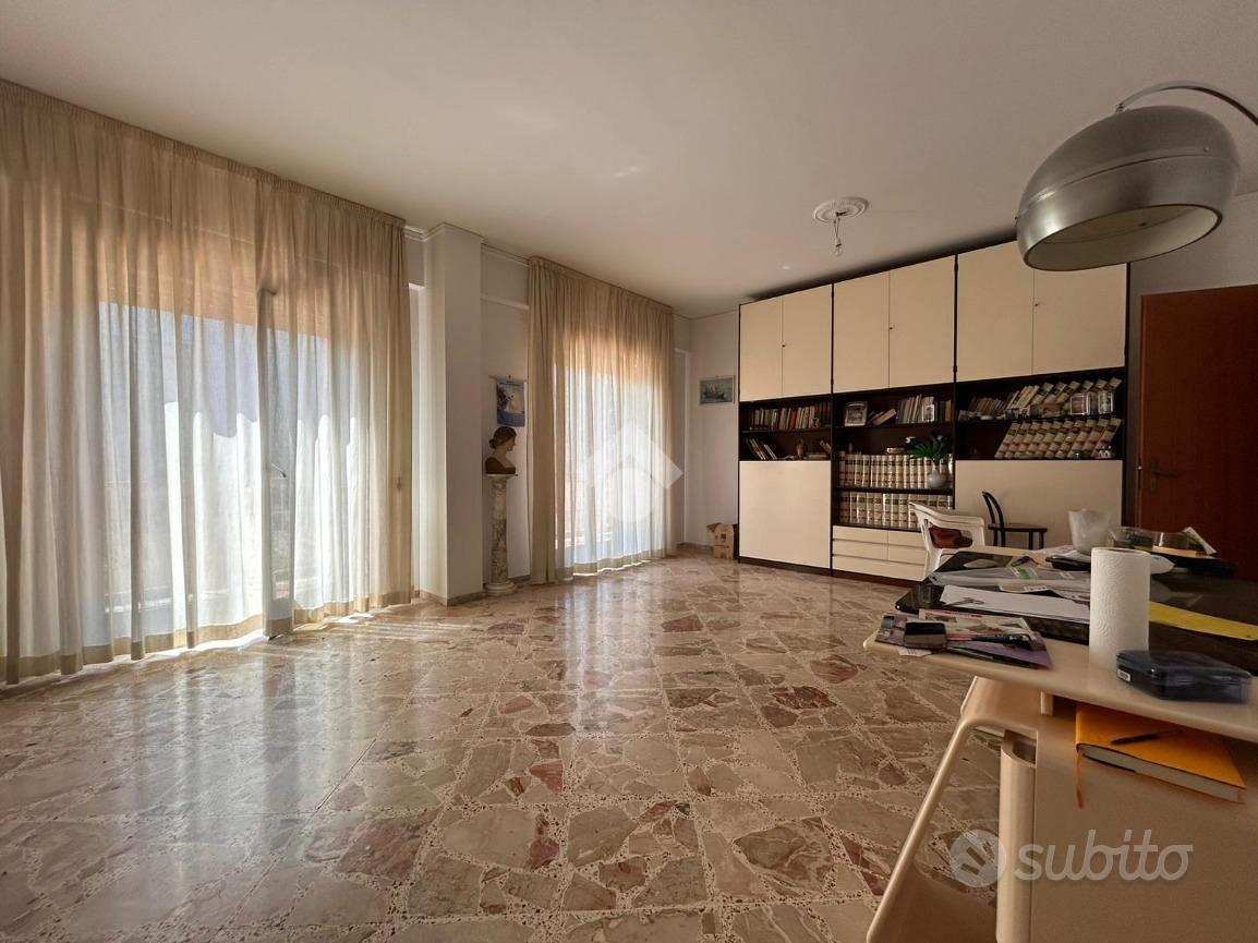 Apartment in Palermo, Falsomiele, III Circoscrizione - Vista 2