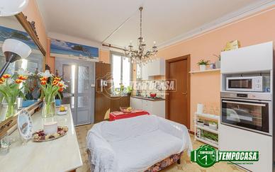 BILOCALE IN ZONA SERVITISSIMA