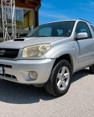Toyota RAV 4 2.0 D-4D 3 porte - 2004