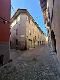 TREVIGLIO,IMMOBILE DA RISTRUTTURARE.