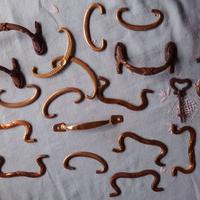 Maniglie antiche per restaurare mobili 