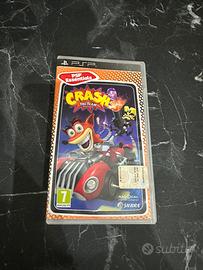 Crash Tag Team Racing per PSP Essentials
