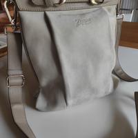 Borsa tracolla Zippo, in pelle nabuk colore sabbia