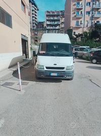 Furgone sotto i 25 quintali