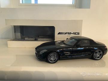 Mercedes SLS AMG - Minichamps 1:18