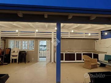 VILLA A SCHIERA A CASSANO DELLE MURGE