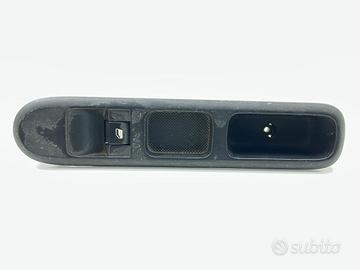 PULSANTIERA ANTERIORE DESTRA PEUGEOT 3008 Serie 96