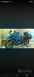 Suzuki gsx s 1000 gt
