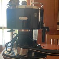 macchina del caffè Delonghi