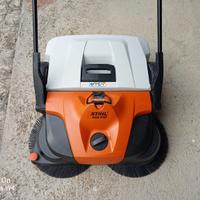 Spazzatrice a batteria STIHL KGA 770 - NUOVA -