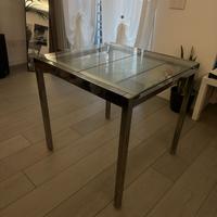 Tavolo in vetro IKEA