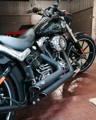 Harley  Softail  "Breakout" 103 2014  Uniprò