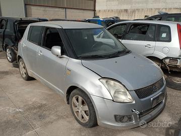 SUZUKI SWIFT ricambi usati 