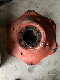 Flange Ruote trattore agricolo