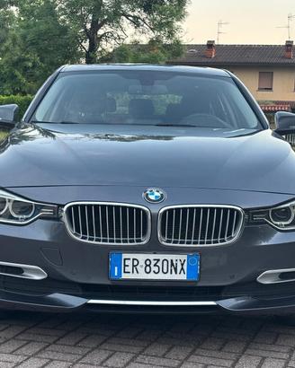 BMW 318d Touring M Sport – 2013 Contatto WhatsApp: