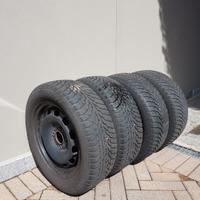 Gomme Ford Fiesta