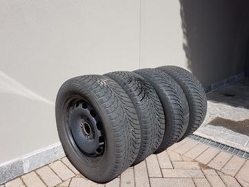 Gomme Ford Fiesta
