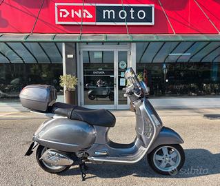 Vespa GTS 125 