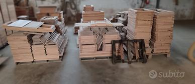 Stock di ante da cucina grezze