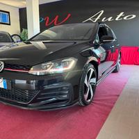 VOLKSWAGEN - Golf - Business GTI Performance 2.0