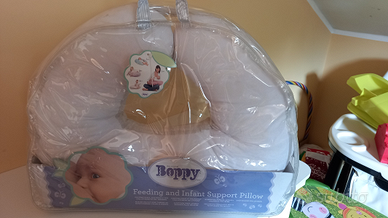 Cuscino allattamento Boppy