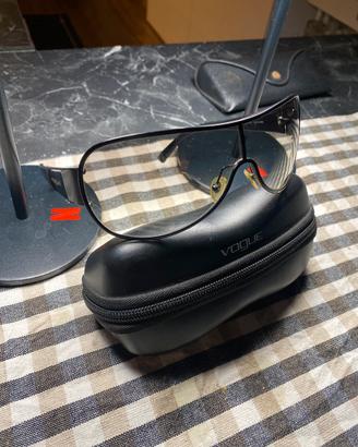 Occhiali da sole VOGUE