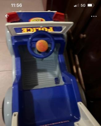 Macchina polizia