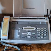  telefono con fax e fotocopiatrice. 