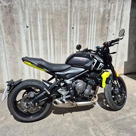 Triumph Trident 660