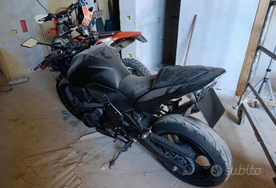 Moto Kawasaki Z750 