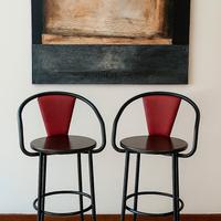 Coppia di sedie da bar in acciaio e pelle