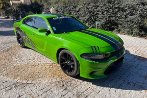 Splendido DODGE CHARGER HELLCAT SRT DESIGN BVA 8G