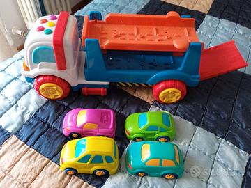 Camion bisarca con automobili