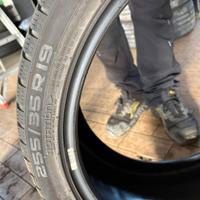 Gomme NOKIAN SNOWPROOF 1  225/40 R19 255/35 R19