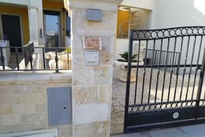 VILLETTA EOLO A SOLI 100m SPIAGGIA PESCOLUSE