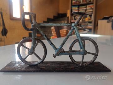bici Bianchi in ferro artigianale 22*12
