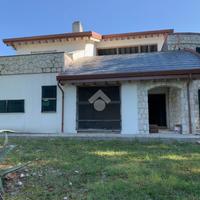 VILLA SINGOLA A SAN DONATO VAL DI COMINO