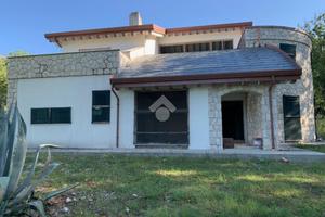 VILLA SINGOLA A SAN DONATO VAL DI COMINO