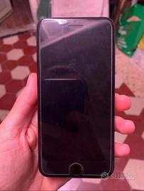IPhone 7 con scatola - Da riparare / Ricambi