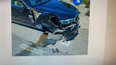 Bmw 520 xdrive mhve incidentata
