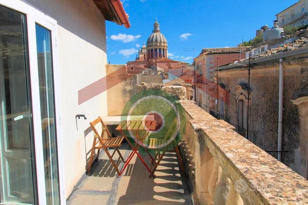 Monolocale con terrazzino ideale per studenti