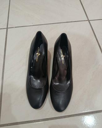 Scarpe donna décolleté con tacco a zeppa nere