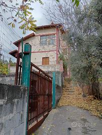 Ragalna casa indipendente