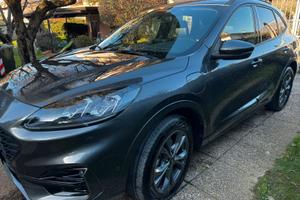 Ford kuga plug-in 2.5 cc 225 cv