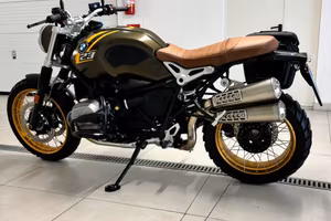 BMW  R nine t