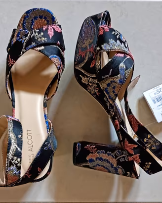Scarpe sandali Alcott