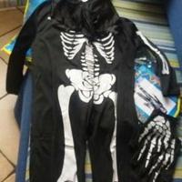 Carnevale vestito scheletro